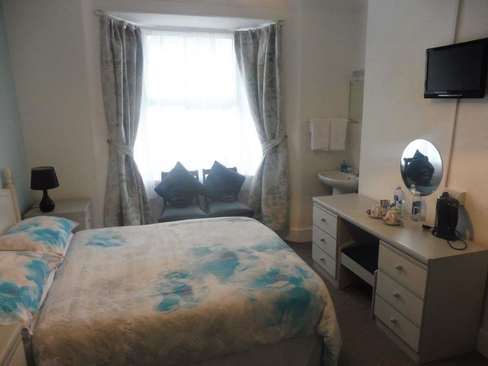 St Weonards Bed and Breakfast Paignton Εξωτερικό φωτογραφία